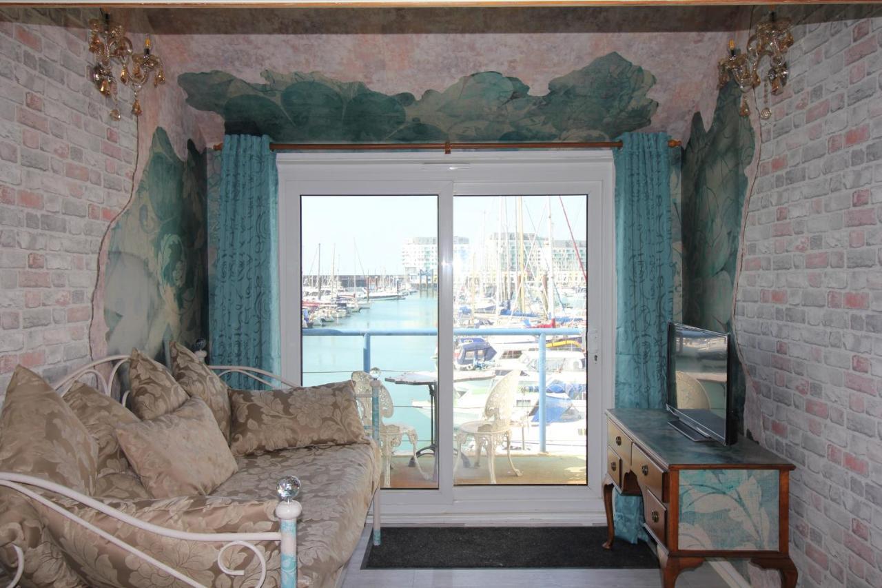 Unique, Loft-Style Apartment With Fantastic Brighton Marina Views Экстерьер фото