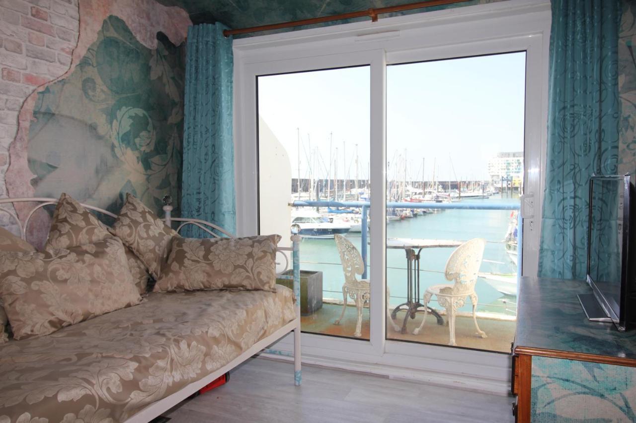 Unique, Loft-Style Apartment With Fantastic Brighton Marina Views Экстерьер фото
