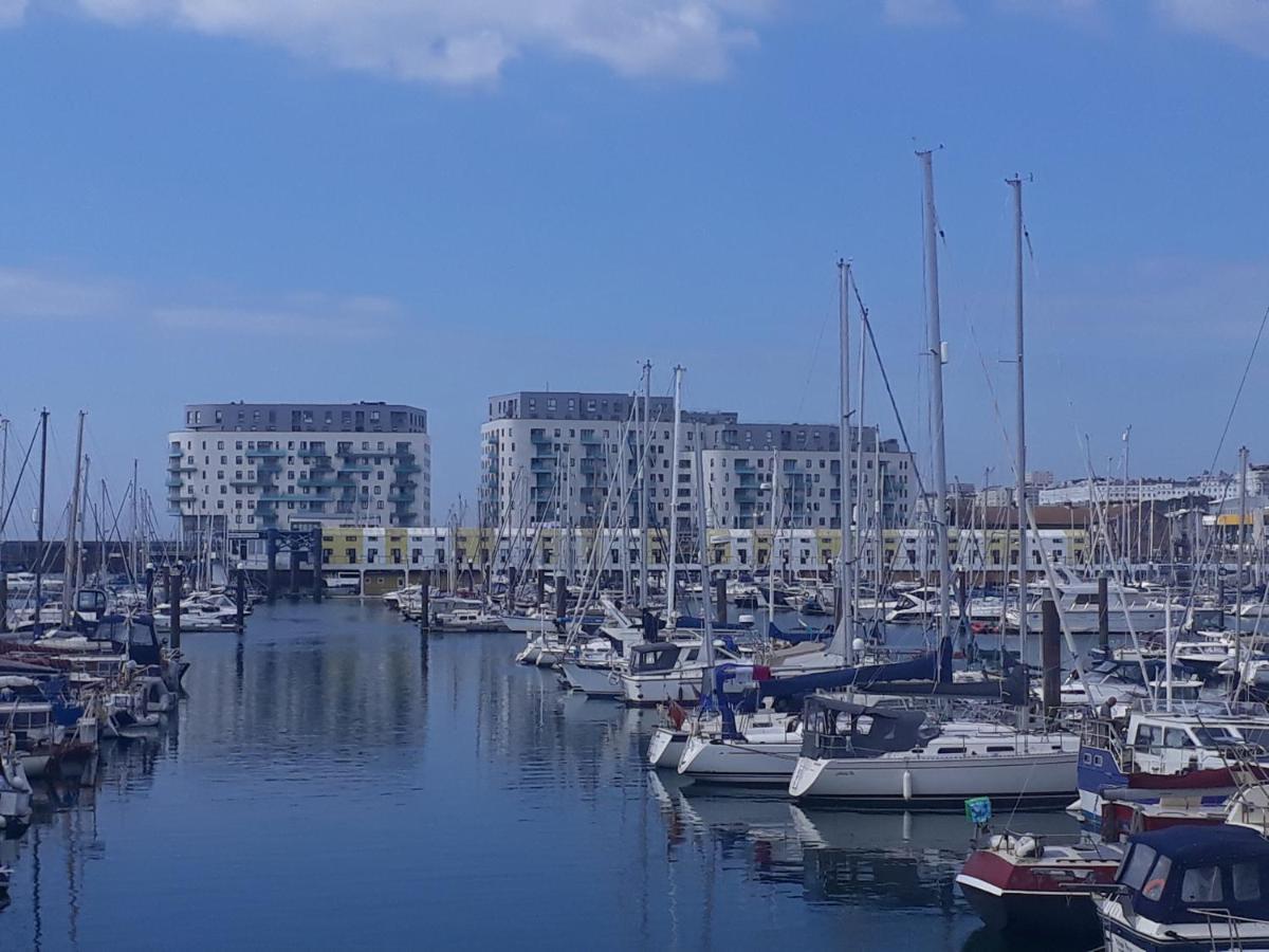 Unique, Loft-Style Apartment With Fantastic Brighton Marina Views Экстерьер фото